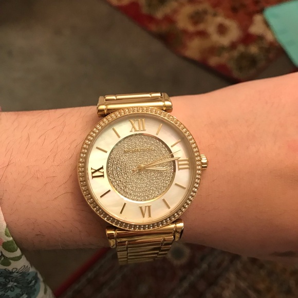 Michael Kors Gold Watch - Picture 3 of 5